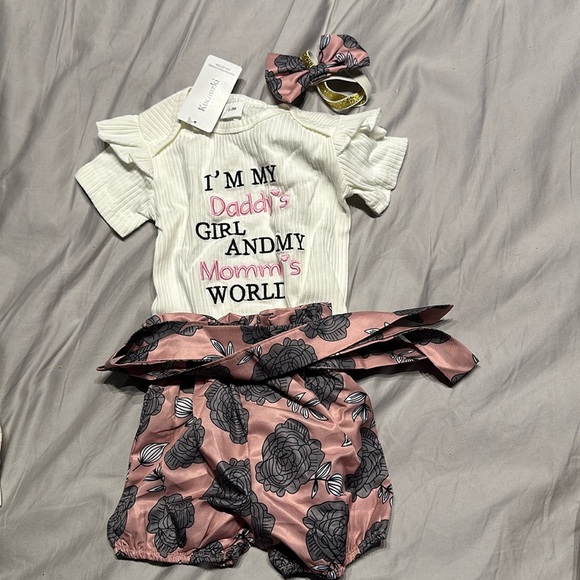 Baby outfit - Picture 1 of 5